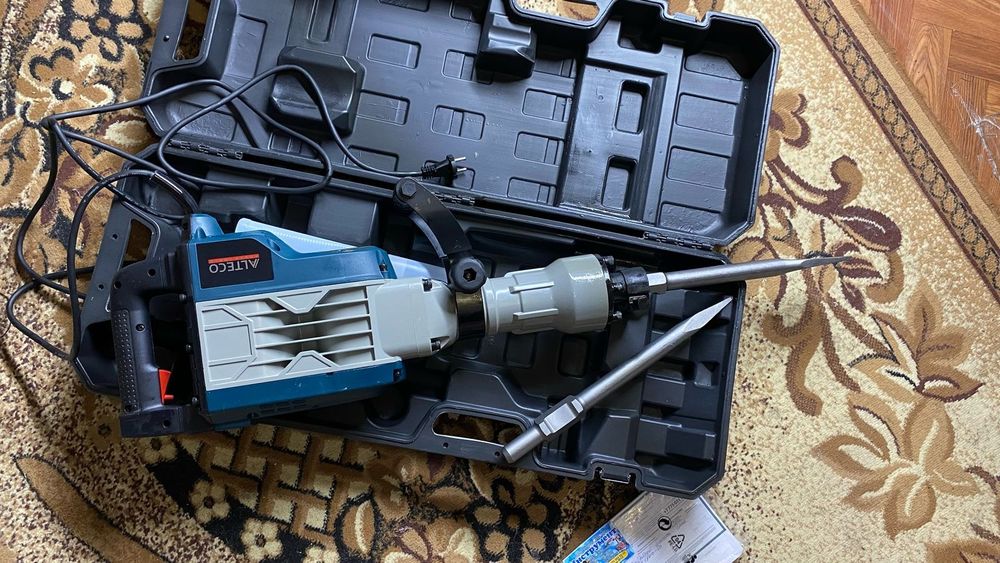 Аренда,Отбойный Молоток фирмы Алтеко. 5 тысяч сутки