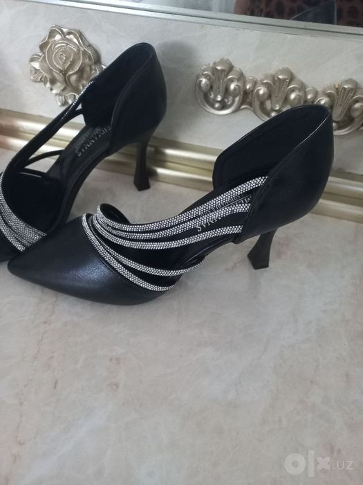 Vecherni tufli holati yangi kiyilmagan