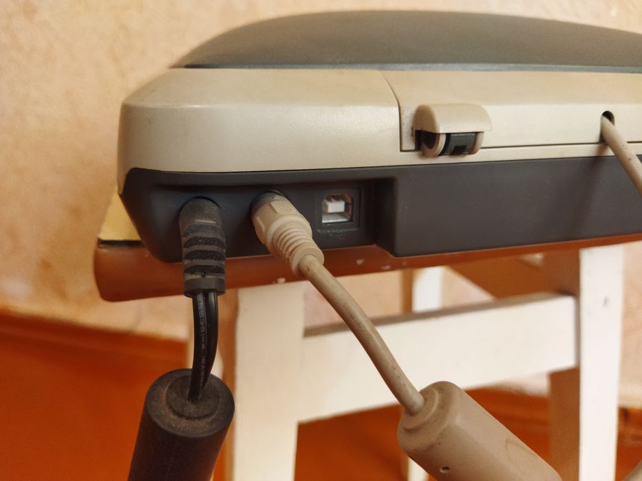 Сканер Hewlett Packard scanjet 3670