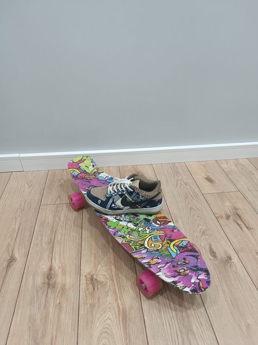 Скейтборд ,пинниборт