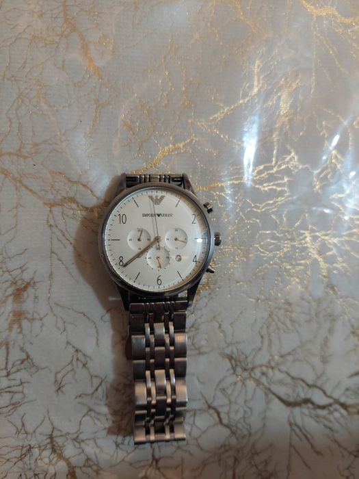 Наручные часы оригинал  Emporio Armani, обмен бор