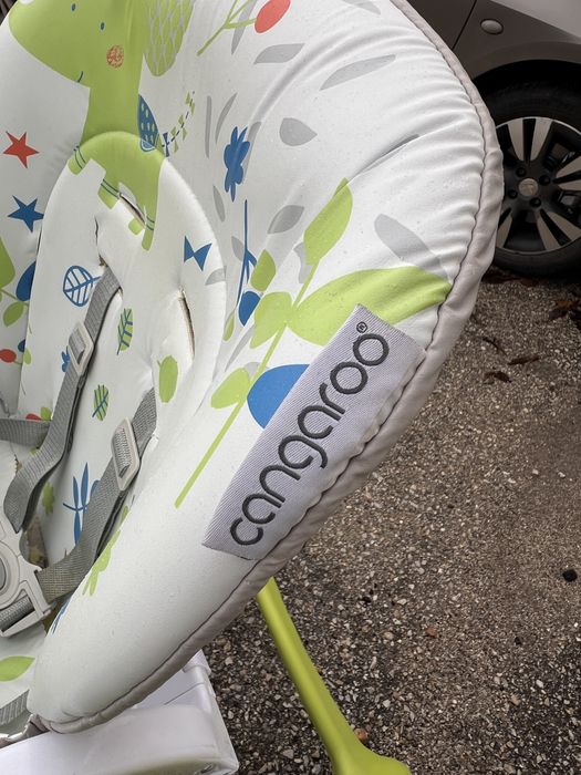 Детско столче за хранене. ЗДРАВО.