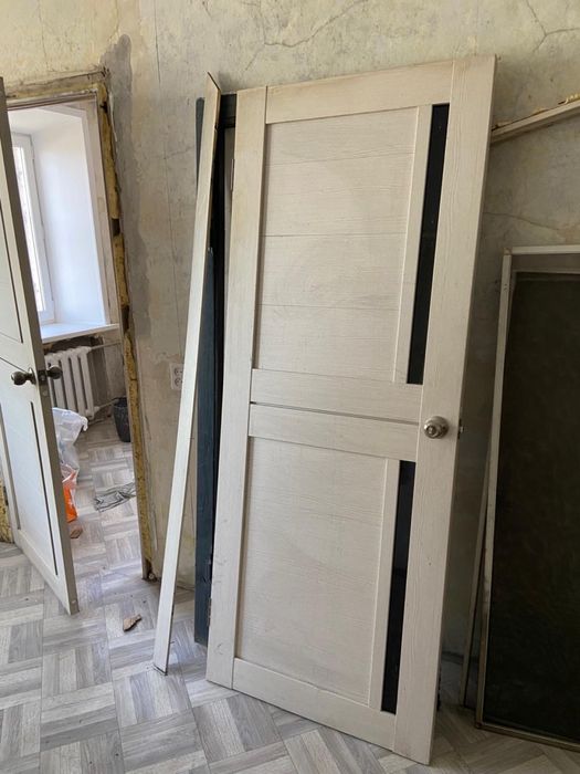 Продам двери в хорршем состоянии