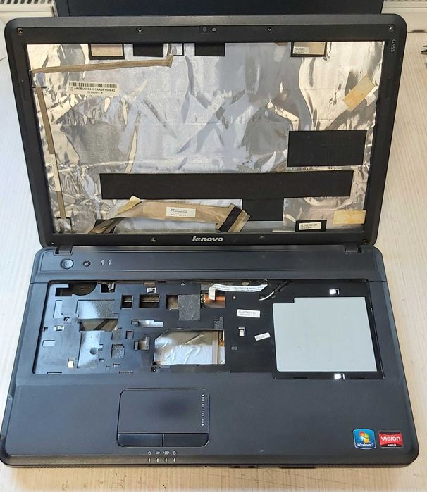 Vand carcase,componente,display,tastaturi laptop HP,Asus,Dell,Lenovo