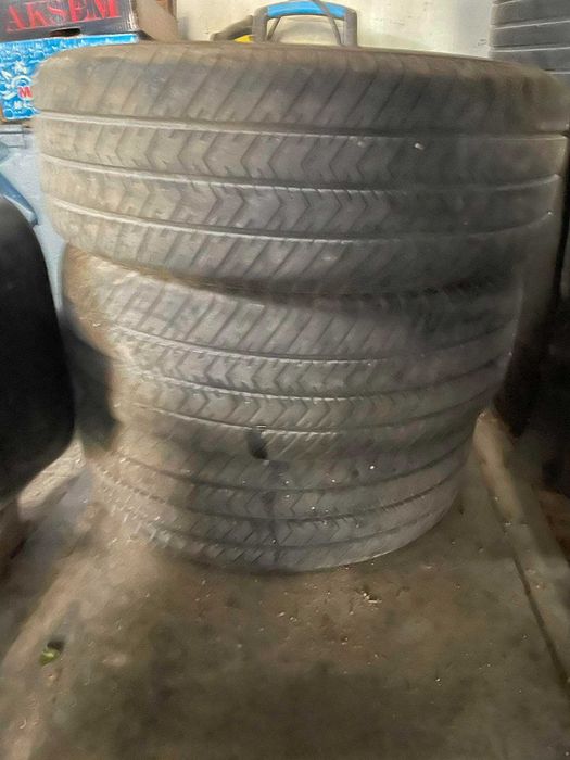 Гуми за бус 235/65