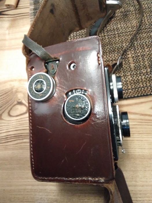 Aparat foto TLR Rolleicord