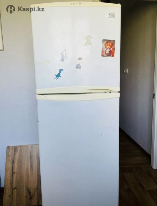 Продам холодильник