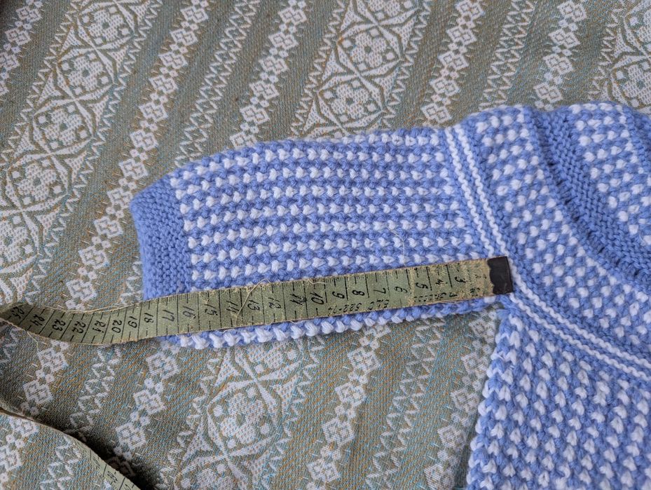 Детски дрешки ръчно изработени