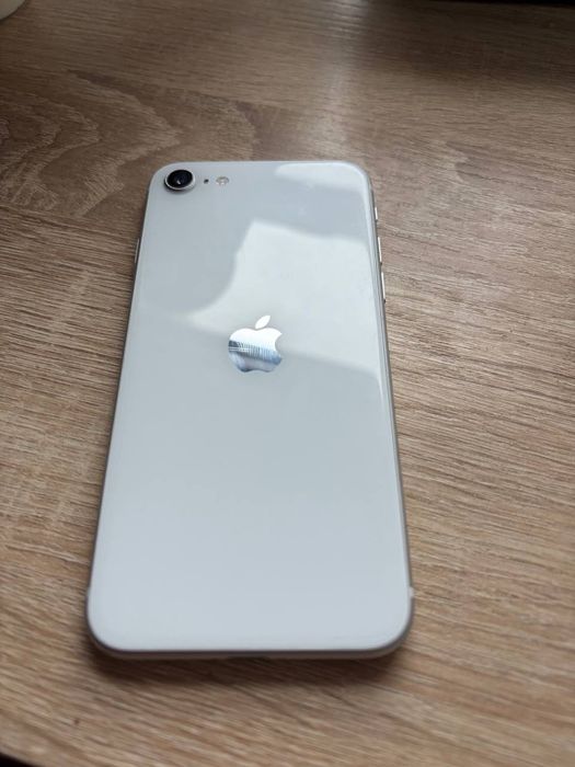 Iphone SE 2020 srochno