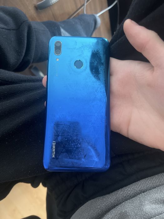 Vand telefon huawei p smart 2019