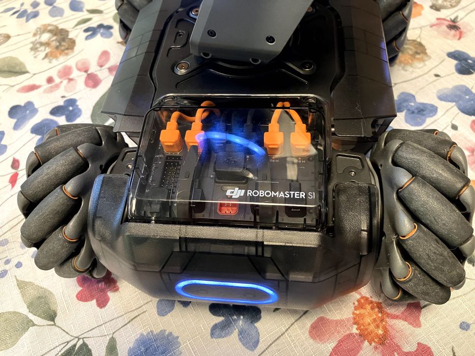 DJI Robomaster S1 + Контролер