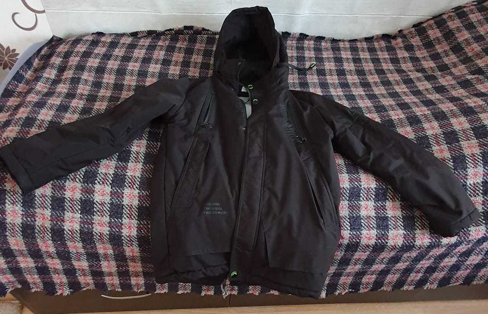 Куртка демисезонная