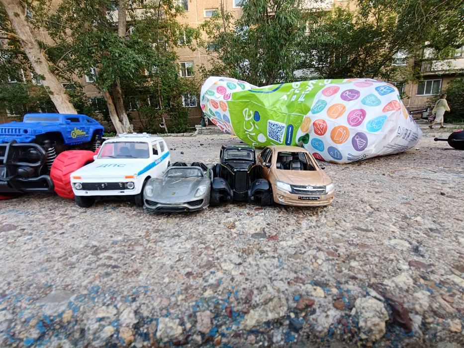 Продам машинки разного вида