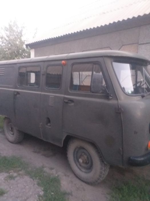 Продам УАЗ буханку