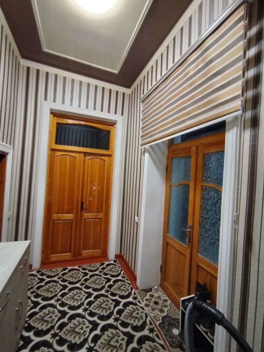 4 сотихлик ховли сотилади, 2та санузел, 2 хонали уйи бор