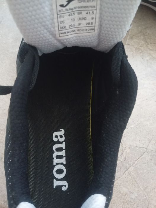 Продавам спортни обувки Joma
