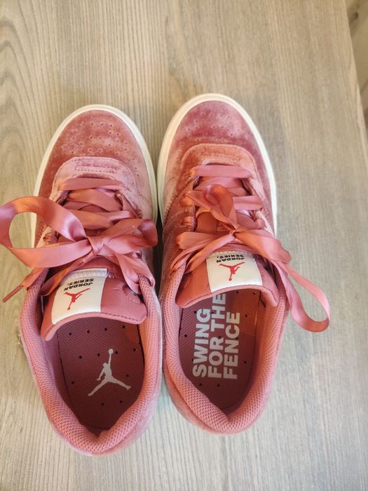 Jordan Series se low"PINK VELVET".nr38.5