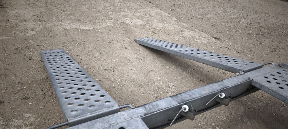 Стоманени пътеки рампи стават за багерчета и д-р.