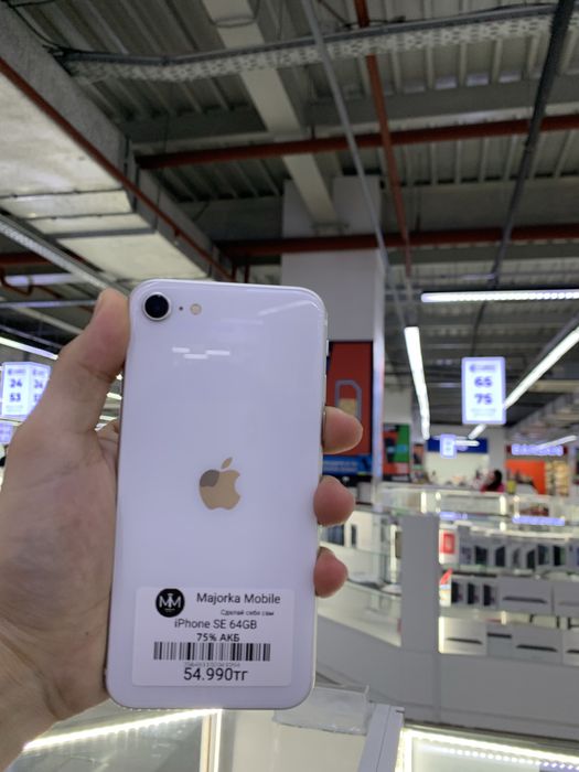 Продам SE 128gb 68akb