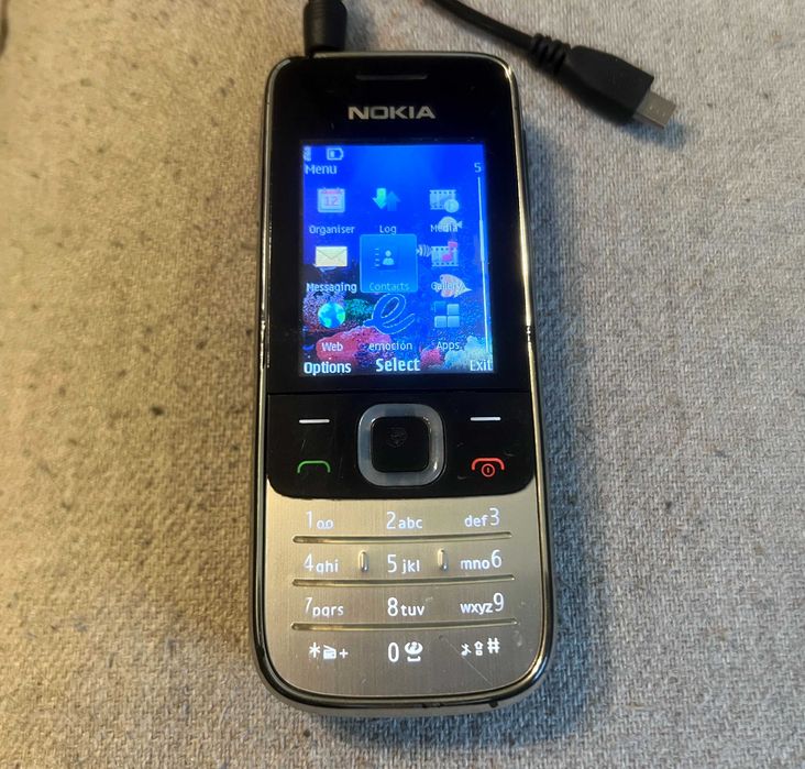 Nokia 2730 Classic 2730c-1 RM-578 Movistar Made in Romania Colectie
