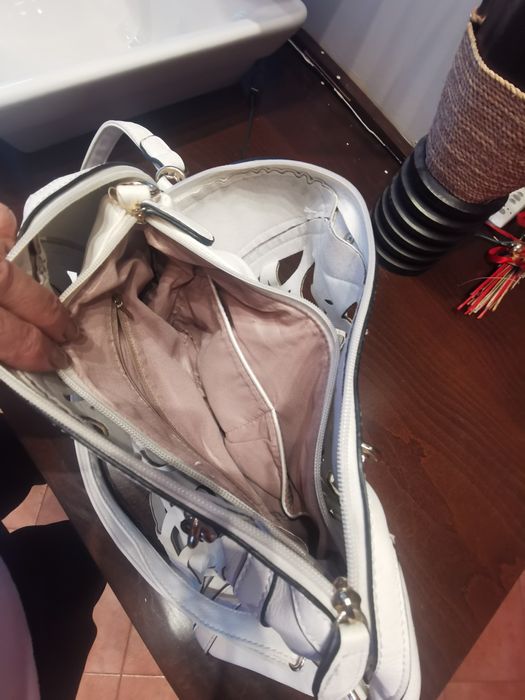 Чанта, кожена, Бяла, различна и интереснс