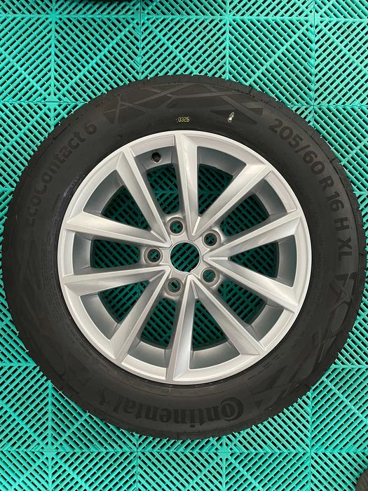Jante noi R16 anvelope noi vara 205 60 R16 Renault Megane Captur 2