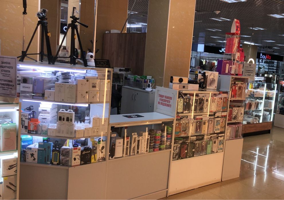 Продам витрины (6шт. Шкафов)