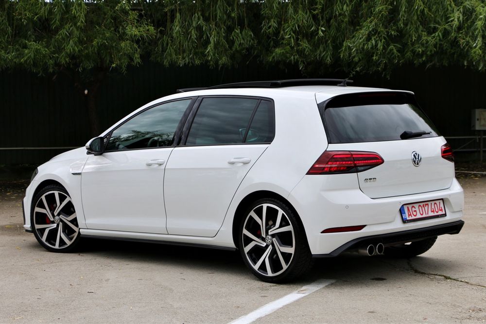 VOLKSWAGEN Golf 2019 — imagine 3