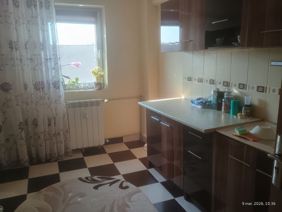 Vând apartament 2 camere