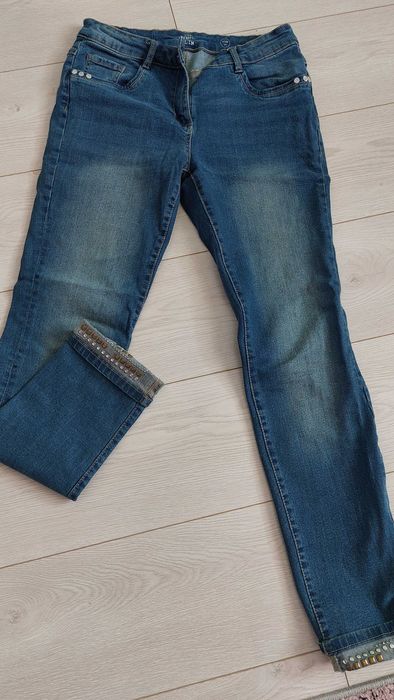 Blugi cu perlute la glezna m.36