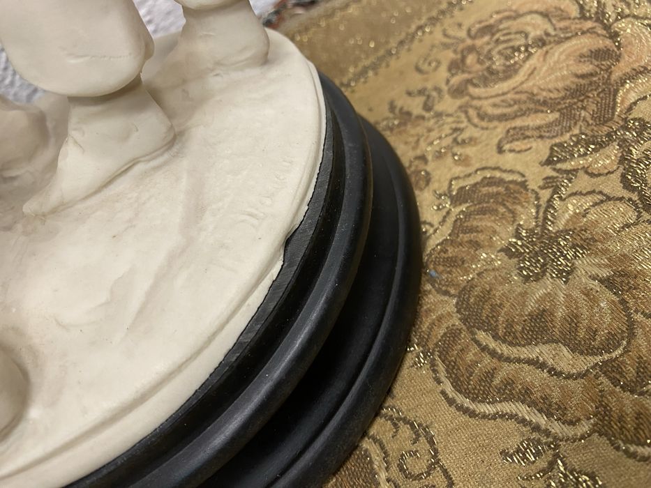 Италианска фигура от порцелан