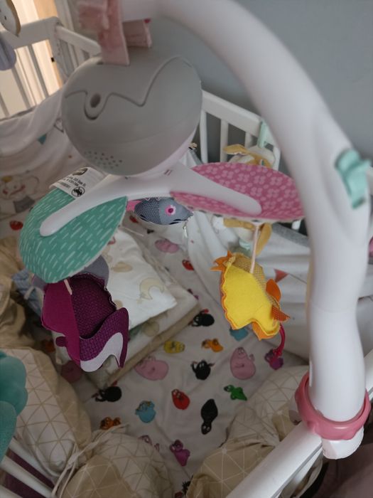 Музикална играчка за легло