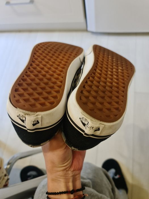 Vans piele intoarsa , 38
