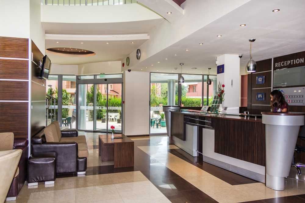 Продава се Хотел в к.к. Слънчев бряг - 2796 кв.м за 602 €/кв.м - Снимка #7