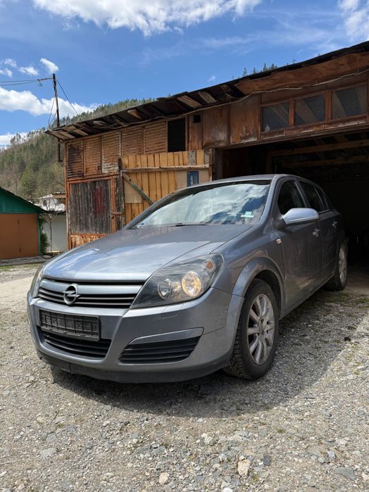 Opel Astra (на части)