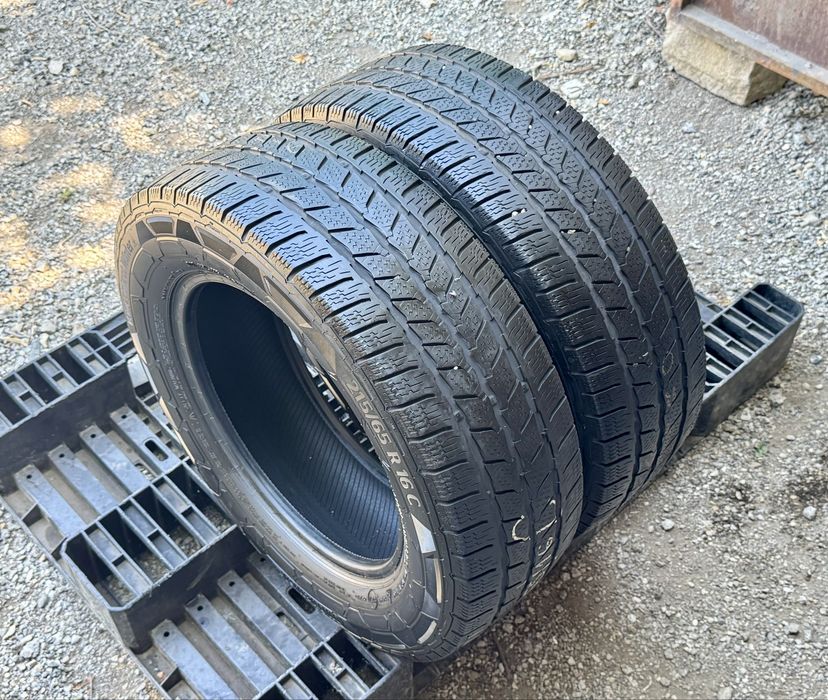 2бр.ЗИМНИ ГУМИ Continental 215/65/16C за бус Iveco,Ducato,Sprinter,T5