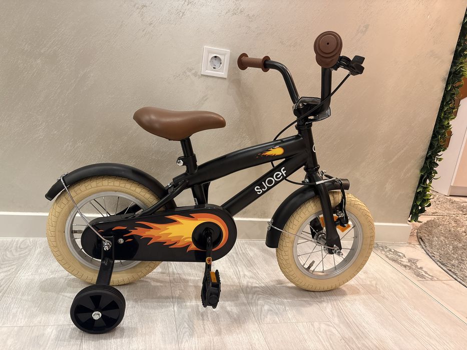 Чисто ново колело 12 цола Sjoef Амстердамско производство