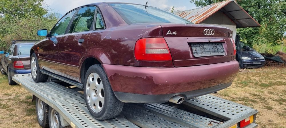 Audi A4 B5 1.8 ADR 1996g Ръчка НА ЧАСТИ