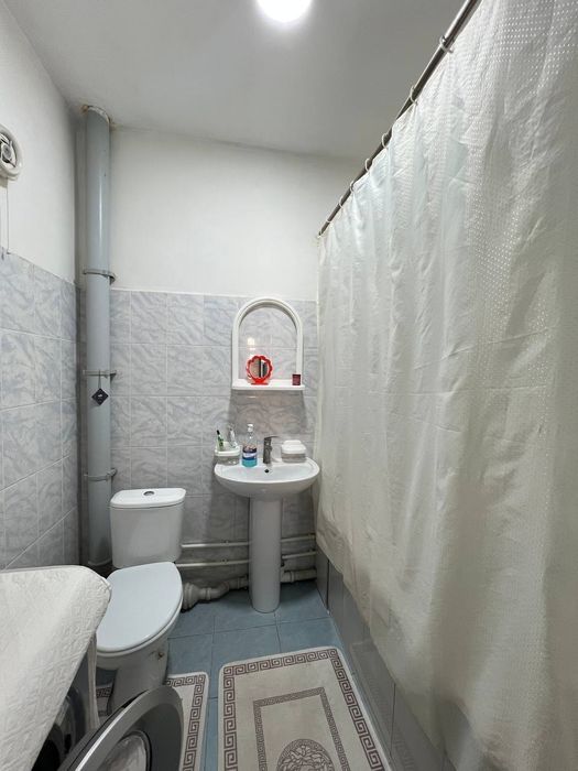 Yangihayotda o'zim yashavotgan uy sotaman