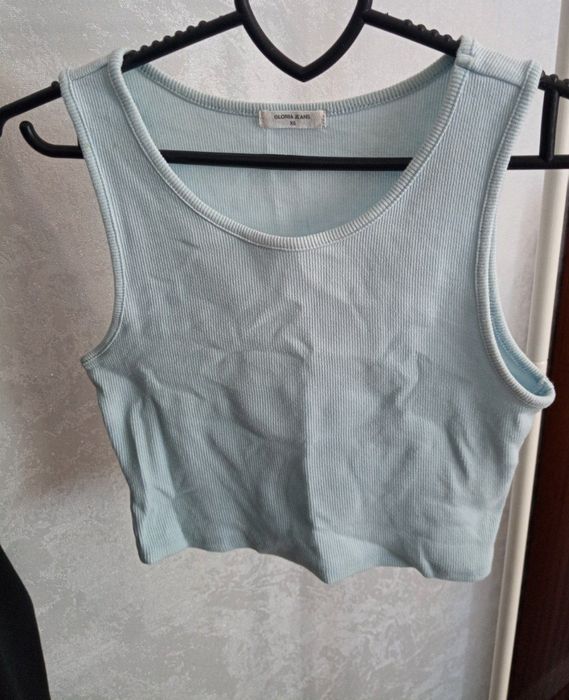 Одежда отдаю за 1500 каждая!