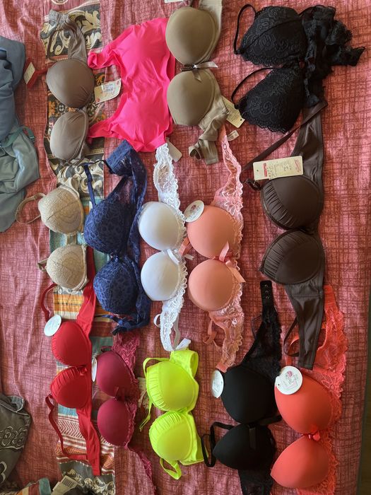 Чисто нови сутиени