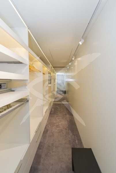 Продава се Тристаен апартамент в Бургас, Лазур - 175 кв.м за 3629 €/кв.м - Снимка #9