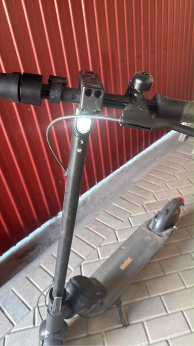 Trotineta electrica Segway Ninebot