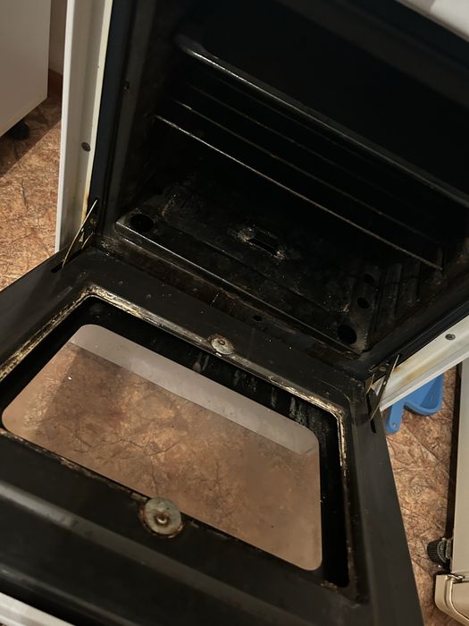 Продам газ плиту