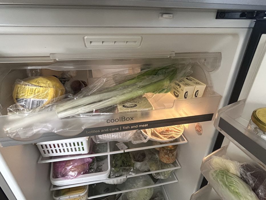 Холодильник SIEMENS