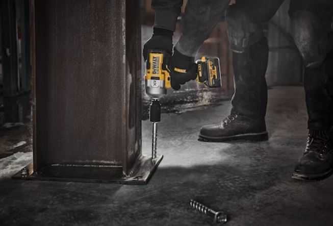 Акумулаторен ударен гайковерт DeWALT DCF961N, 18V, 2372Nm