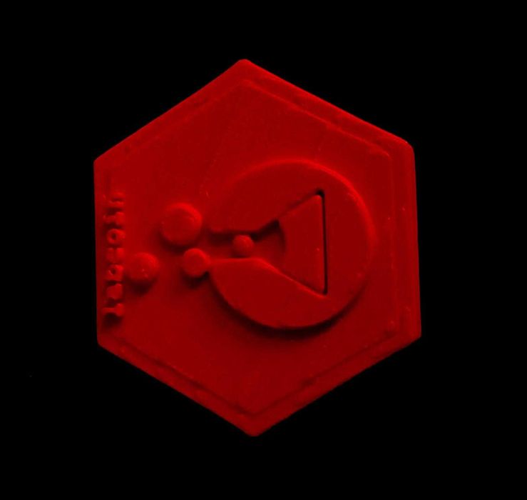 Червен „LabCoin“ токен