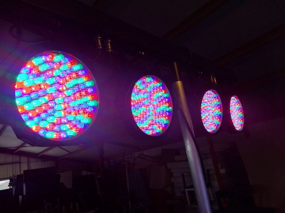 Vand lumini par led