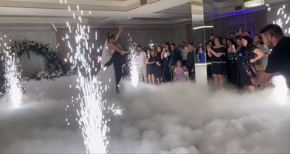 Cabină foto | Fum greu | Artificii vulcan | Nunți | Botez | Evenimente