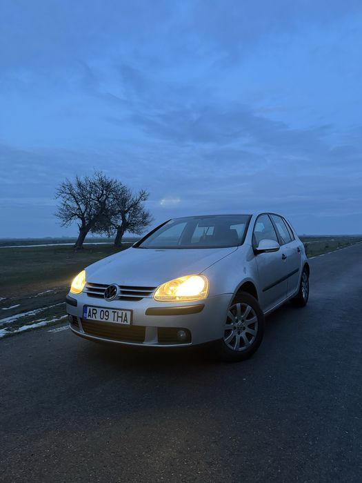 Golf 5, 1.6 benzina, an 2006